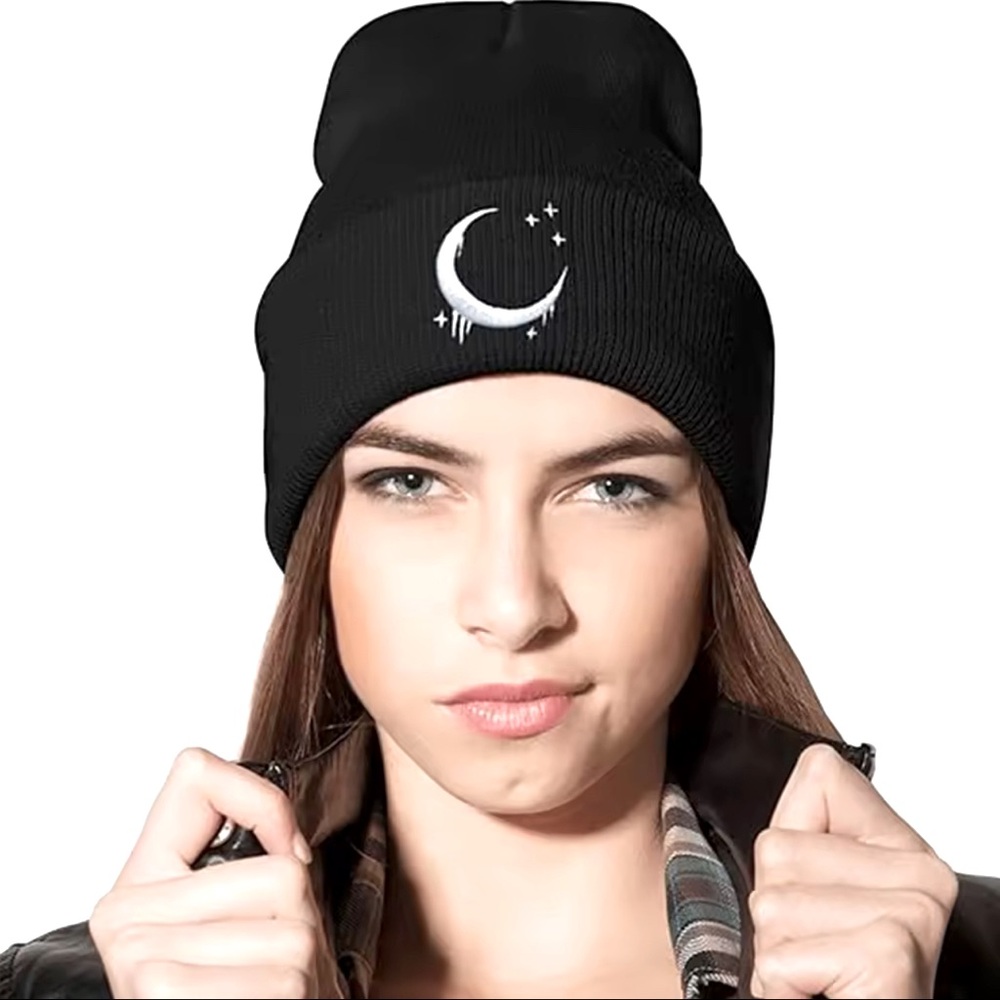 Embroidered Crescent Moon Winter Hat Beanie